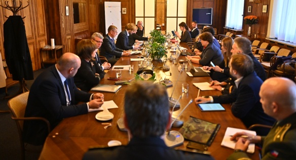 Na Ministerstvu zdravotnictví jednal krizový štáb v čele s premiérem Babišem o dalších opatřeních proti šíření koronaviru, 7. března 2020.