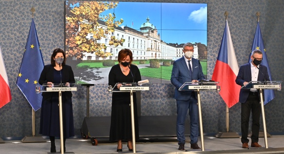 Tisková konference po mimořádném jednání vlády, 14. října 2020