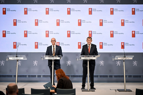 Premiér Andrej Babiš zahajuje další pravidelné zasedání svého kabinetu, 5. října 2026.