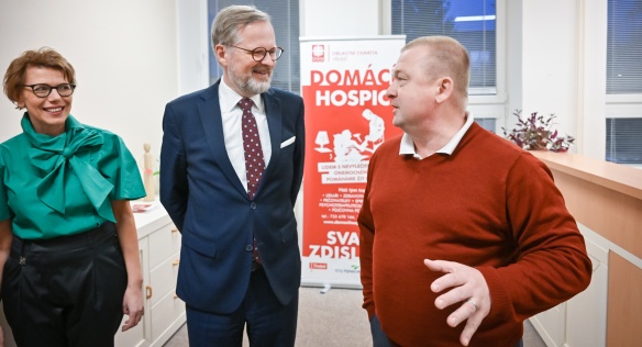 Premiér Fiala navštívil domácí hospic svaté Zdislavy v Třebíči, 2. února 2023.