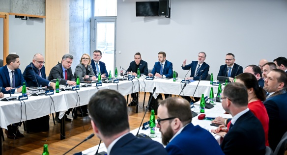 Vláda Petra Fialy zahajuje své již páté výjezdní zasedání, tentokrát v Jablonci nad Nisou, 13. března 2024.