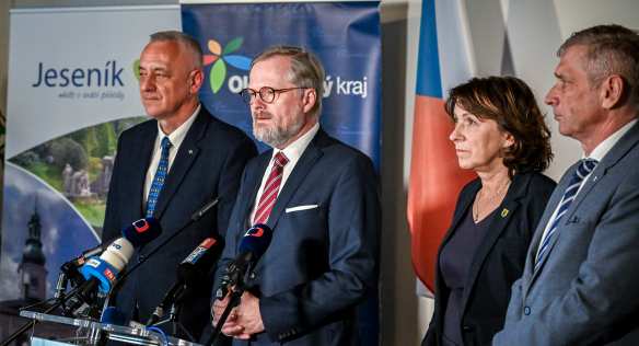 Tisková konference po výjezdním zasedání vlády v Jeseníku, 29. března 2023.