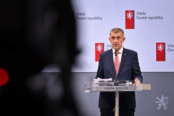 Tisková konference po jednání kabinetu za účasti premiéra Andreje Babiše a dalších členů vlády, 30. března 2026.