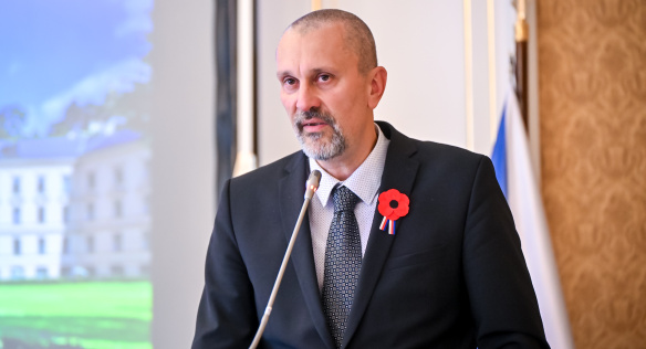 Ministr pro legislativu Michal Šalomoun zahájil konferenci na téma ruského imperialismu, 7. listopadu 2023.