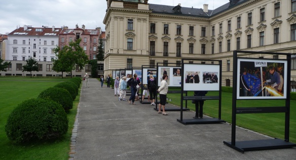 Zahrada Strakovy akademie.