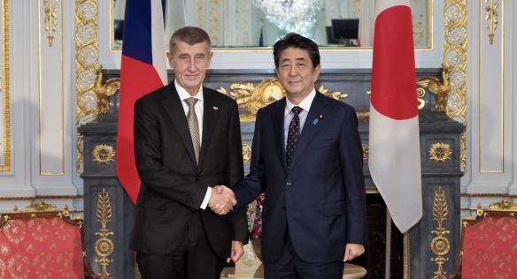 Prime Minister Babiš meets the Japanese Prime Minister Shinzō Abe, 24 October 2019.