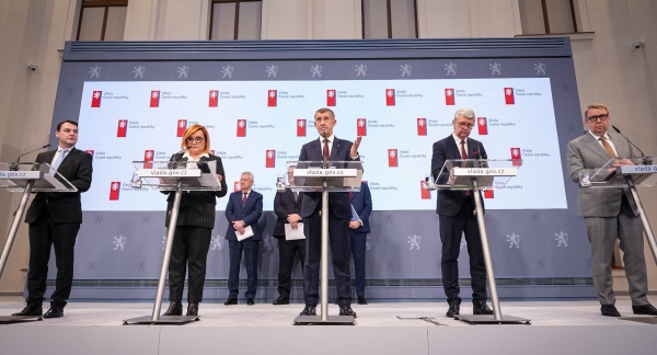 Premiér Andrej Babiš na tiskové konferenci shrnul nejdůležitější body zasedání svého kabinetu, 26. ledna 2026.