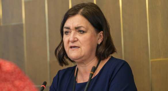 Ministryně Helena Langšádlová během snídaně s novináři v Poslanecké sněmovně, 10. března 2023.
