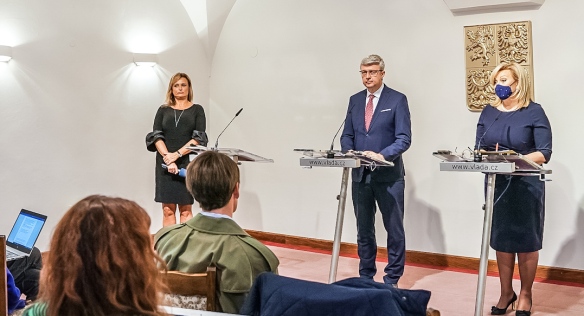 Tisková konference po jednání vlády, 18. října 2021.