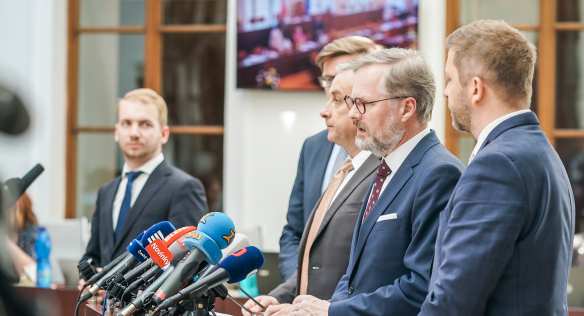 Vláda bude financovat činnost center duševního zdraví, se zajišťováním bezpečnosti během českého předsednictví pomohou i vojáci a celníci