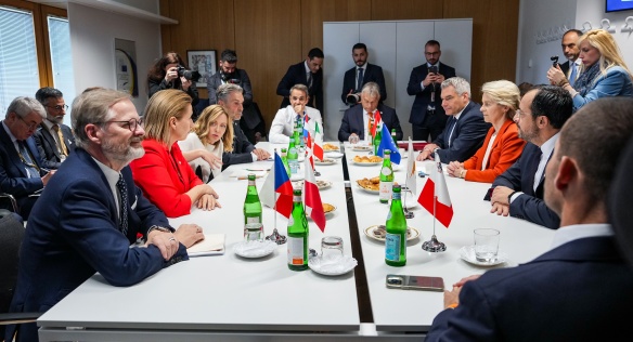 Premiér Petr Fiala se před zasedáním Evropské rady zúčastnil koordinační schůzky předsedů vlád a hlav států k migraci, 17. října 2024.