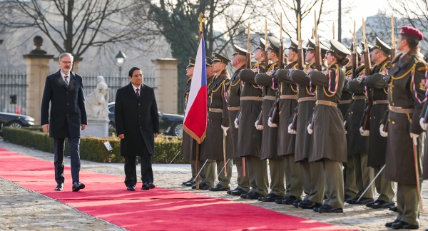 Český premiér Petr Fiala přivítal ve Strakově akademii předsedu vlády Vietnamu Phạm Minh Chinha, 20. ledna 2025.