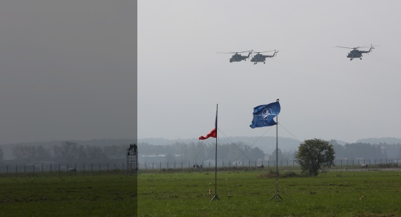 Premiér Bohuslav Sobotka, další členové vlády a významní hosté zahájili Dny NATO a Vzdušných sil Armády ČR v Ostravě, 20. září 2014.