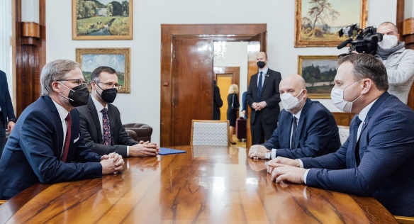 Prime Minister Petr Fiala inducted Agriculture Minister Zdeněk Nekula, 3 January 2022.