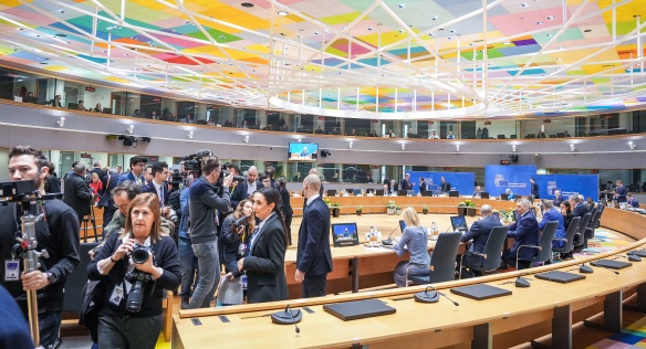 Společné foto z jednání Evropské rady 9. února 2023, kterého se zúčastnil i ukrajinský prezident Zelenskyj.