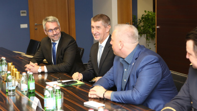 Prime Minister Andrej Babiš introduced Lubomír Metnar in the office of minister of the interior, 13 December 2017.