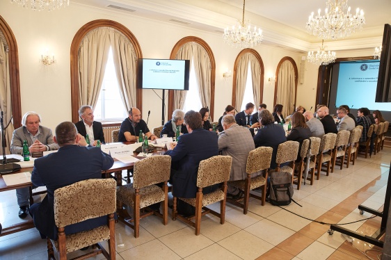 Rady vlády pro paměťovou agendu ocenila novelu trestního zákoníku zakazující propagaci komunismu