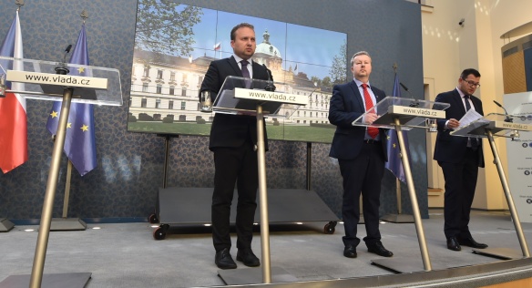 Tisková konference po jednání vlády, 3. května 2017.