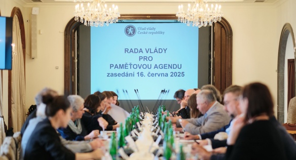 V Lichtenštejnském paláci zasedla Rada vlády pro paměťovou agendu, 16. června 2025.