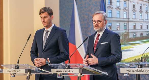 Tisková konference premiéra Petra Fialy s předsedou Národní sportovní agentury Filipem Neusserem, 3. listopadu 2022.
