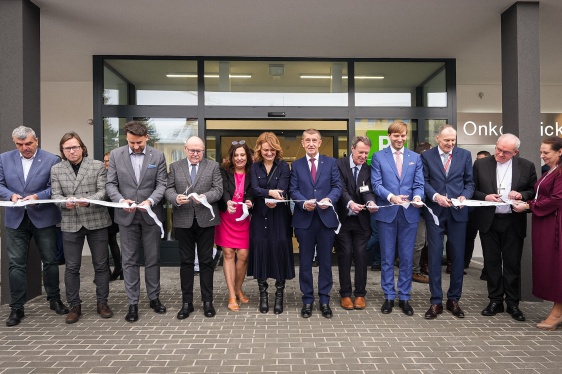 Premiér Babiš: Návštěva Fakultní nemocnice Olomouc zdůraznila prioritu onkologické péče ve zdravotnictví