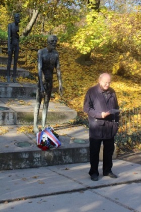 Člen Etické komise Mgr. Miloš Rejchrt přednesl před veřejností projev
