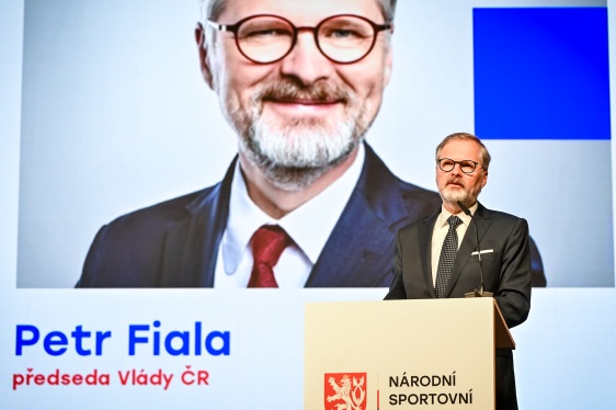 Premiér Petr Fiala vystoupil s projevem na Národní konferenci o podpoře sportu a pohybu, 13. května 2025.